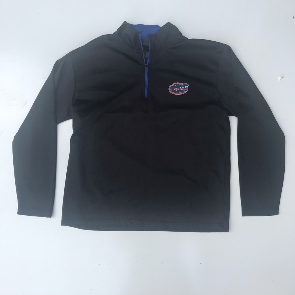 Florida gators pull over with hat included